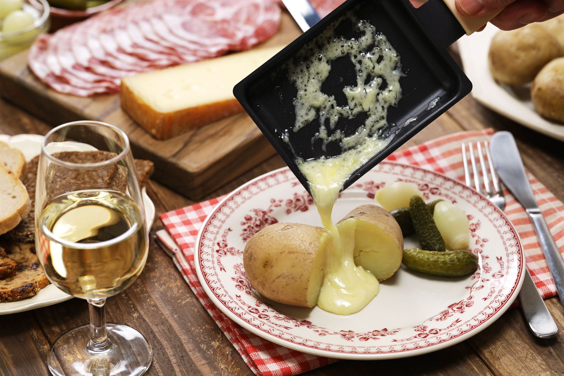 Quel vin boire avec la raclette ?